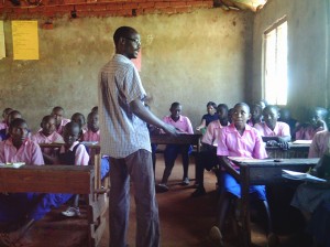 A-team-member-motivating-the-students