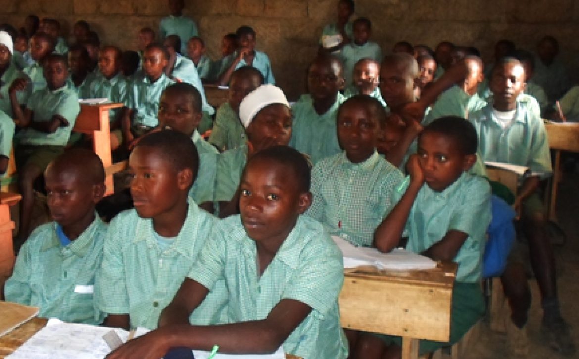 students_in_class_room-ftr-img